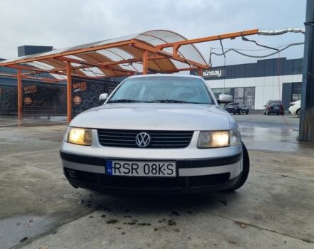 Серый Фольксваген Пассат, объемом двигателя 2 л и пробегом 347 тыс. км за 1570 $, фото 1 на Automoto.ua