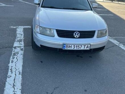 Фольксваген Пассат 1999 в Черноморске (Ильичевске) на Automoto.ua Серый Фольксваген Пассат, объемом двигателя 2.5 л и пробегом 397 тыс. км за 3578 $, фото 1 на Automoto.ua