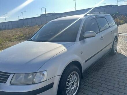 Фольксваген Пассат 1999 в Самборе на Automoto.ua Серый Фольксваген Пассат, объемом двигателя 1.9 л и пробегом 360 тыс. км за 3400 $, фото 1 на Automoto.ua