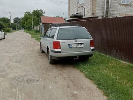 Фольксваген Пассат 1999 в Фастове на Automoto.ua Серый Фольксваген Пассат, объемом двигателя 1.6 л и пробегом 280 тыс. км за 3400 $, фото 1 на Automoto.ua