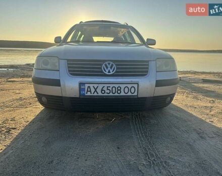 Серый Фольксваген Пассат, объемом двигателя 1.6 л и пробегом 340 тыс. км за 4100 $, фото 1 на Automoto.ua