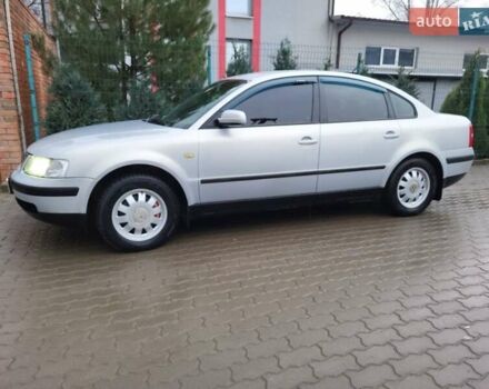 Серый Фольксваген Пассат, объемом двигателя 1.9 л и пробегом 300 тыс. км за 4800 $, фото 1 на Automoto.ua