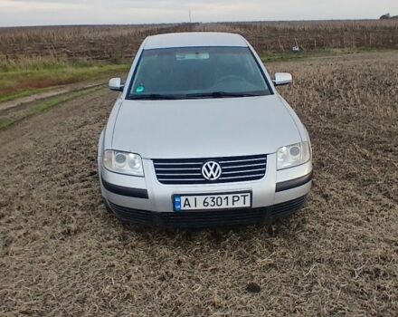 Сірий Фольксваген Пассат, об'ємом двигуна 1.6 л та пробігом 198 тис. км за 3500 $, фото 1 на Automoto.ua