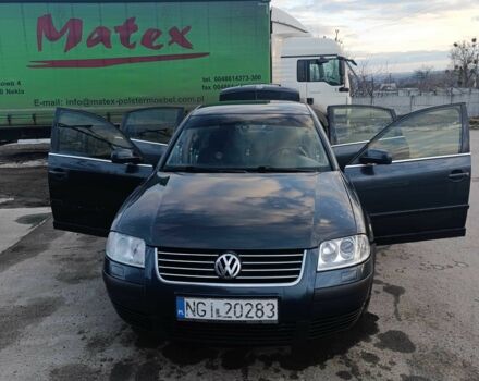 Серый Фольксваген Пассат, объемом двигателя 1.9 л и пробегом 306 тыс. км за 2500 $, фото 1 на Automoto.ua