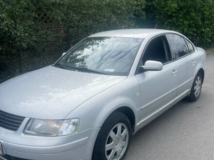 Фольксваген Пассат 2000 в Краматорске на Automoto.ua Серый Фольксваген Пассат, объемом двигателя 1.9 л и пробегом 318 тыс. км за 4200 $, фото 1 на Automoto.ua