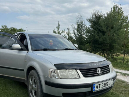 Серый Фольксваген Пассат, объемом двигателя 1.78 л и пробегом 245 тыс. км за 3500 $, фото 1 на Automoto.ua