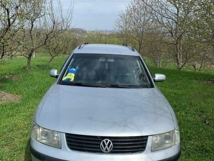 Фольксваген Пассат 2000 у Чернівцях на Automoto.ua Сірий Фольксваген Пассат, об'ємом двигуна 1.9 л та пробігом 350 тис. км за 4300 $, фото 1 на Automoto.ua