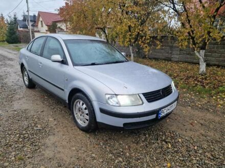 Серый Фольксваген Пассат, объемом двигателя 0 л и пробегом 240 тыс. км за 1850 $, фото 1 на Automoto.ua