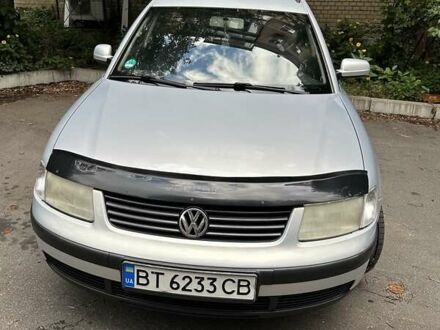 Серый Фольксваген Пассат, объемом двигателя 1.9 л и пробегом 690 тыс. км за 4400 $, фото 1 на Automoto.ua