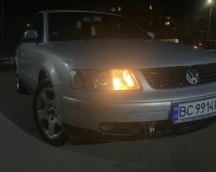 Серый Фольксваген Пассат, объемом двигателя 2.5 л и пробегом 378 тыс. км за 3400 $, фото 1 на Automoto.ua