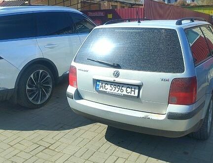 Серый Фольксваген Пассат, объемом двигателя 1.9 л и пробегом 347 тыс. км за 3850 $, фото 1 на Automoto.ua