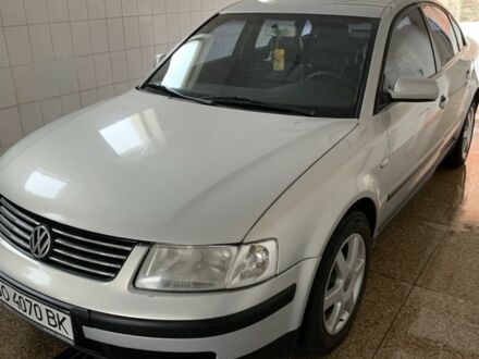 Фольксваген Пассат 2000 у Каменце-Подольском на Automoto.ua Сірий Фольксваген Пассат, об'ємом двигуна 1.8 л та пробігом 290 тис. км за 3500 $, фото 1 на Automoto.ua