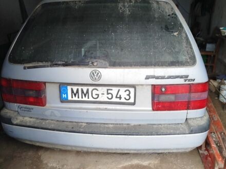 Серый Фольксваген Пассат, объемом двигателя 0 л и пробегом 400 тыс. км за 800 $, фото 1 на Automoto.ua