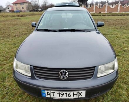 Сірий Фольксваген Пассат, об'ємом двигуна 1.6 л та пробігом 289 тис. км за 4300 $, фото 1 на Automoto.ua