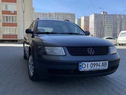 Фольксваген Пассат 2000 у Хмельницькому на Automoto.ua Сірий Фольксваген Пассат, об'ємом двигуна 1.9 л та пробігом 300 тис. км за 3300 $, фото 1 на Automoto.ua