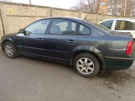 Серый Фольксваген Пассат, объемом двигателя 2.3 л и пробегом 20 тыс. км за 3200 $, фото 1 на Automoto.ua