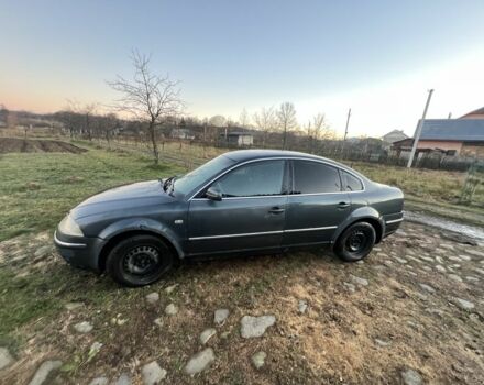 Серый Фольксваген Пассат, объемом двигателя 1.9 л и пробегом 400 тыс. км за 2800 $, фото 1 на Automoto.ua