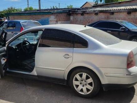 Серый Фольксваген Пассат, объемом двигателя 1.9 л и пробегом 308 тыс. км за 4000 $, фото 1 на Automoto.ua