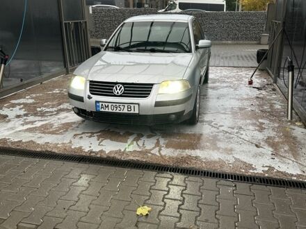 Серый Фольксваген Пассат, объемом двигателя 1.9 л и пробегом 428 тыс. км за 3750 $, фото 1 на Automoto.ua