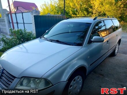 Фольксваген Пассат 2001 в Любашевке на Automoto.ua Серый Фольксваген Пассат, объемом двигателя 1.9 л и пробегом 303 тыс. км за 3700 $, фото 1 на Automoto.ua
