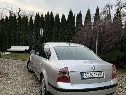 Серый Фольксваген Пассат, объемом двигателя 1.8 л и пробегом 253 тыс. км за 3750 $, фото 1 на Automoto.ua