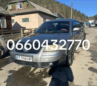 Серый Фольксваген Пассат, объемом двигателя 2.5 л и пробегом 300 тыс. км за 3800 $, фото 1 на Automoto.ua