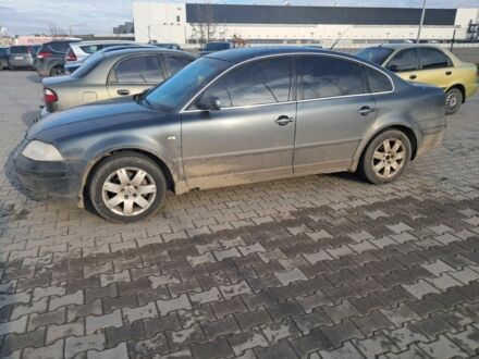 Серый Фольксваген Пассат, объемом двигателя 1.9 л и пробегом 360 тыс. км за 4500 $, фото 1 на Automoto.ua