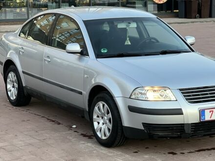 Фольксваген Пассат 2001 в Нетешине на Automoto.ua Серый Фольксваген Пассат, объемом двигателя 1.6 л и пробегом 230 тыс. км за 2150 $, фото 1 на Automoto.ua