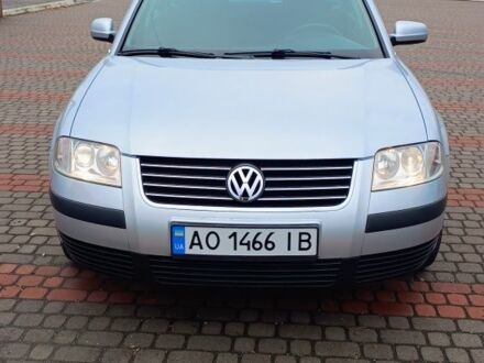 Серый Фольксваген Пассат, объемом двигателя 1.6 л и пробегом 154 тыс. км за 4000 $, фото 1 на Automoto.ua