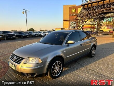 Серый Фольксваген Пассат, объемом двигателя 2.3 л и пробегом 184 тыс. км за 4700 $, фото 1 на Automoto.ua