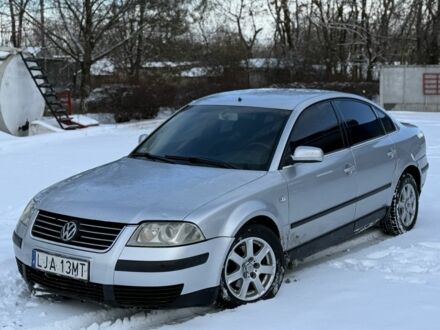 Серый Фольксваген Пассат, объемом двигателя 1.9 л и пробегом 320 тыс. км за 1700 $, фото 1 на Automoto.ua