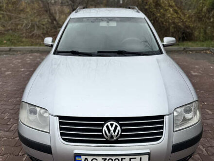 Серый Фольксваген Пассат, объемом двигателя 1.6 л и пробегом 249 тыс. км за 3650 $, фото 1 на Automoto.ua