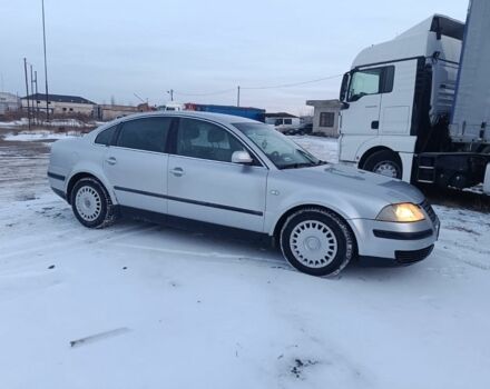 Серый Фольксваген Пассат, объемом двигателя 1.6 л и пробегом 260 тыс. км за 1450 $, фото 1 на Automoto.ua