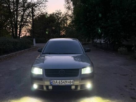 Фольксваген Пассат 2002 в Кропивницком (Кировограде) на Automoto.ua Серый Фольксваген Пассат, объемом двигателя 1.6 л и пробегом 270 тыс. км за 4200 $, фото 1 на Automoto.ua