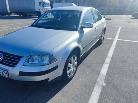 Сірий Фольксваген Пассат, об'ємом двигуна 1.6 л та пробігом 250 тис. км за 4400 $, фото 1 на Automoto.ua