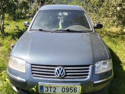 Фольксваген Пассат 2002 в Жмеренке на Automoto.ua Серый Фольксваген Пассат, объемом двигателя 0 л и пробегом 300 тыс. км за 1200 $, фото 1 на Automoto.ua