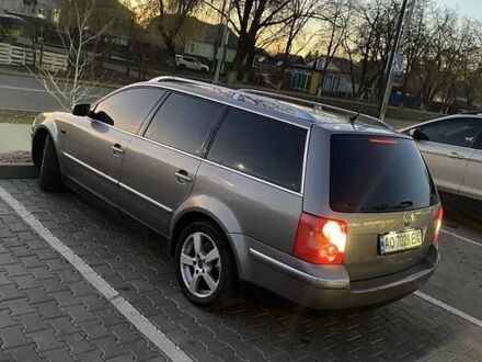 Серый Фольксваген Пассат, объемом двигателя 2.5 л и пробегом 650 тыс. км за 4250 $, фото 1 на Automoto.ua