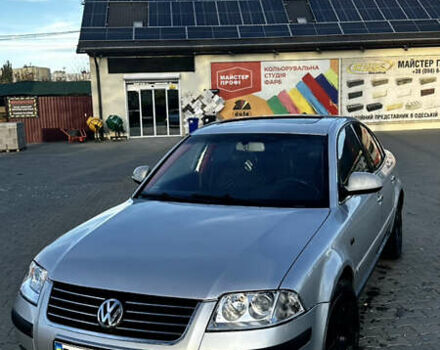 Серый Фольксваген Пассат, объемом двигателя 2.8 л и пробегом 317 тыс. км за 3700 $, фото 1 на Automoto.ua