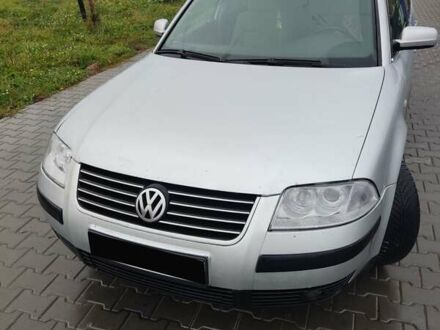 Фольксваген Пассат 2002 в Овруче на Automoto.ua Серый Фольксваген Пассат, объемом двигателя 1.98 л и пробегом 414 тыс. км за 4250 $, фото 1 на Automoto.ua