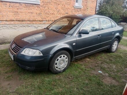 Серый Фольксваген Пассат, объемом двигателя 0 л и пробегом 250 тыс. км за 3700 $, фото 1 на Automoto.ua