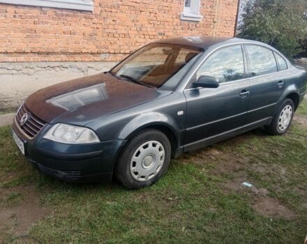 Серый Фольксваген Пассат, объемом двигателя 0 л и пробегом 250 тыс. км за 3700 $, фото 1 на Automoto.ua