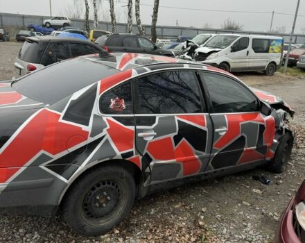 Серый Фольксваген Пассат, объемом двигателя 1.8 л и пробегом 342 тыс. км за 2000 $, фото 1 на Automoto.ua