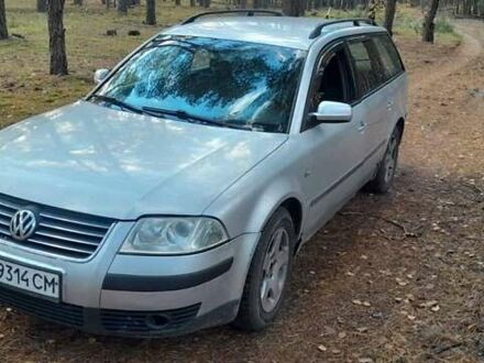 Фольксваген Пассат 2002 в Малине на Automoto.ua Серый Фольксваген Пассат, объемом двигателя 1.9 л и пробегом 400 тыс. км за 3000 $, фото 1 на Automoto.ua