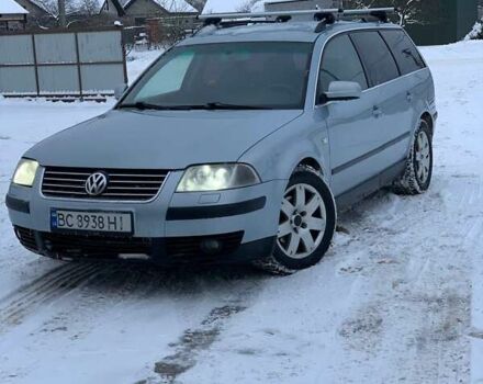 Серый Фольксваген Пассат, объемом двигателя 1.9 л и пробегом 320 тыс. км за 3000 $, фото 1 на Automoto.ua