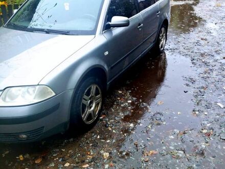 Фольксваген Пассат 2002 у Ямполе на Automoto.ua Сірий Фольксваген Пассат, об'ємом двигуна 1.9 л та пробігом 400 тис. км за 4200 $, фото 1 на Automoto.ua