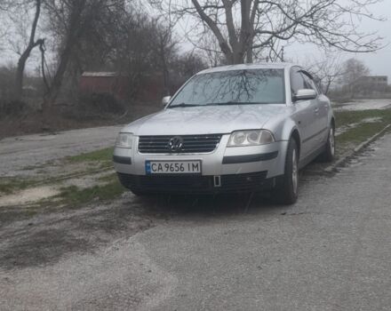 Серый Фольксваген Пассат, объемом двигателя 1.9 л и пробегом 320 тыс. км за 3500 $, фото 1 на Automoto.ua