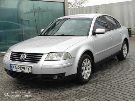 Серый Фольксваген Пассат, объемом двигателя 1.8 л и пробегом 250 тыс. км за 3600 $, фото 1 на Automoto.ua