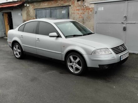 Фольксваген Пассат 2002 в Виннице на Automoto.ua Серый Фольксваген Пассат, объемом двигателя 1.8 л и пробегом 328 тыс. км за 3200 $, фото 1 на Automoto.ua