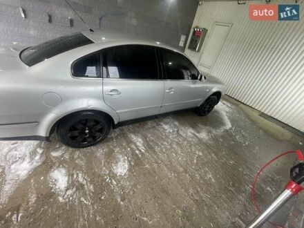 Серый Фольксваген Пассат, объемом двигателя 2.77 л и пробегом 315 тыс. км за 3700 $, фото 1 на Automoto.ua