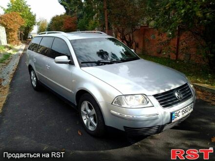 Фольксваген Пассат 2003 у Самборе на Automoto.ua Сірий Фольксваген Пассат, об'ємом двигуна 2.3 л та пробігом 245 тис. км за 4300 $, фото 1 на Automoto.ua